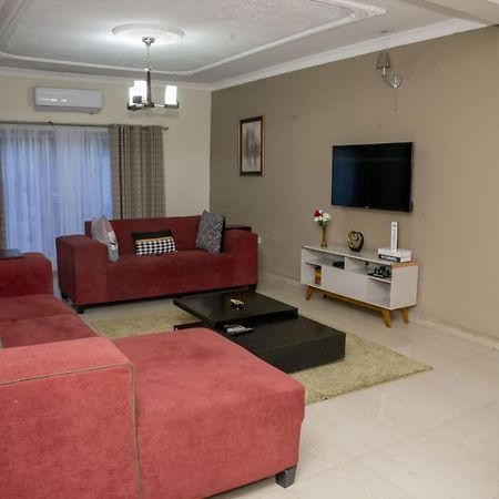 Royal Suites Apartments Lusaka Bagian luar foto