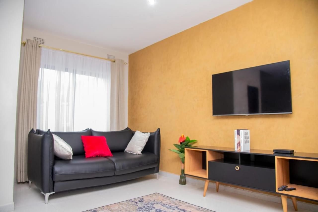 Royal Suites Apartments Lusaka Bagian luar foto