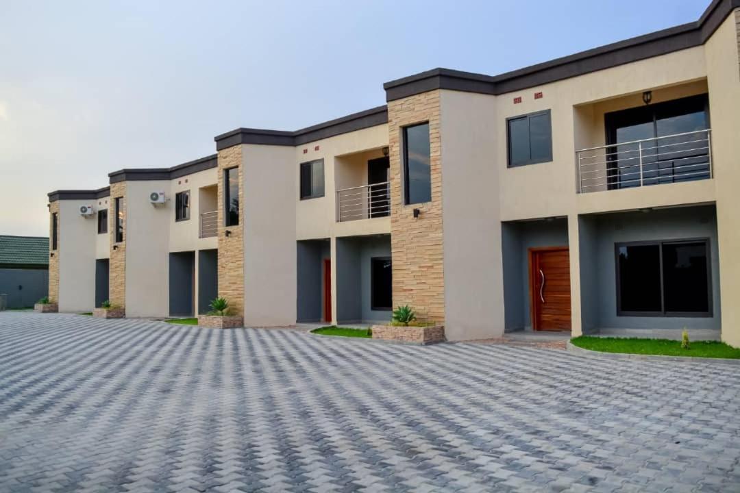Royal Suites Apartments Lusaka Bagian luar foto